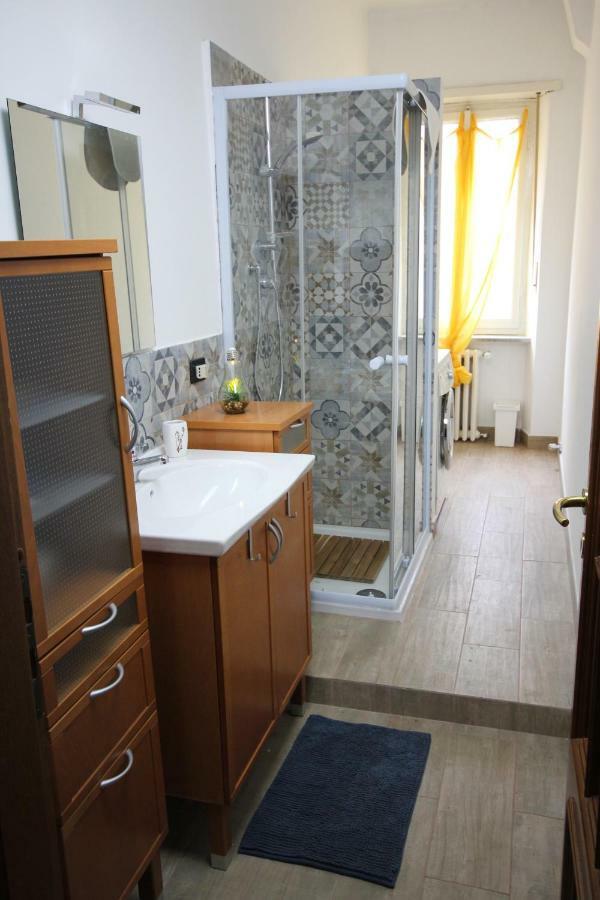 A Casa Di Isotta Appartement Turijn Buitenkant foto